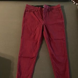 Red LuLaRoe skinny jeans